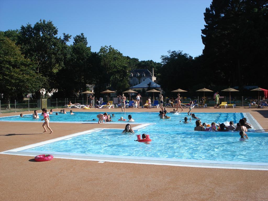 Village Vacances Chateau De Treambert Mesquer Buitenkant foto